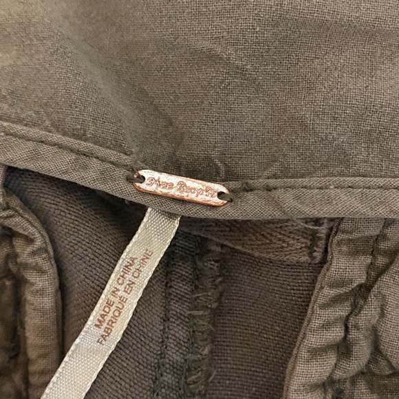 Wide leg khaki pant. Free People - Picture 6 of 9